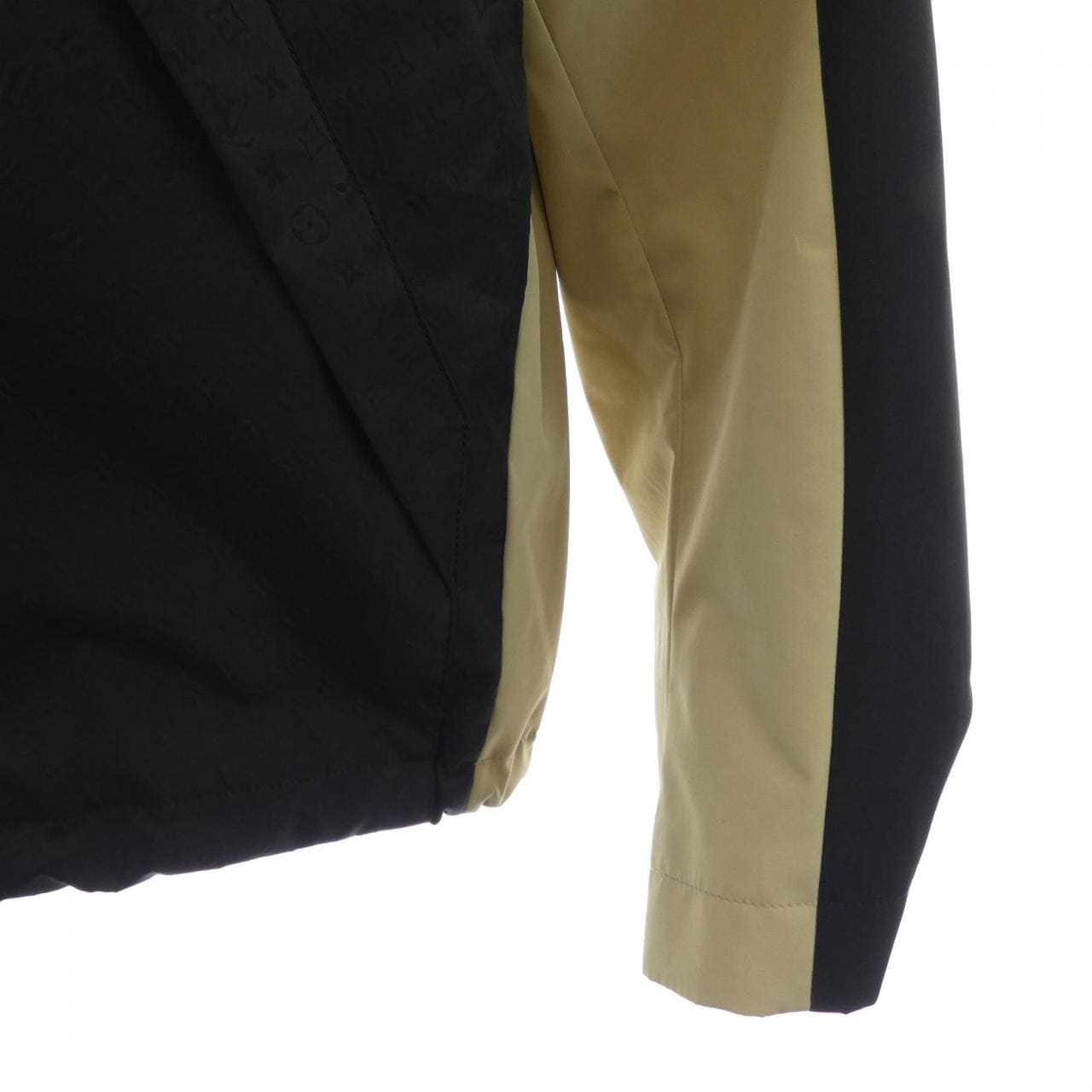 ルイヴィトン LOUIS VUITTON ミニモノグラムテクニカルショートパーカ HPB16EZS0 ジャケット