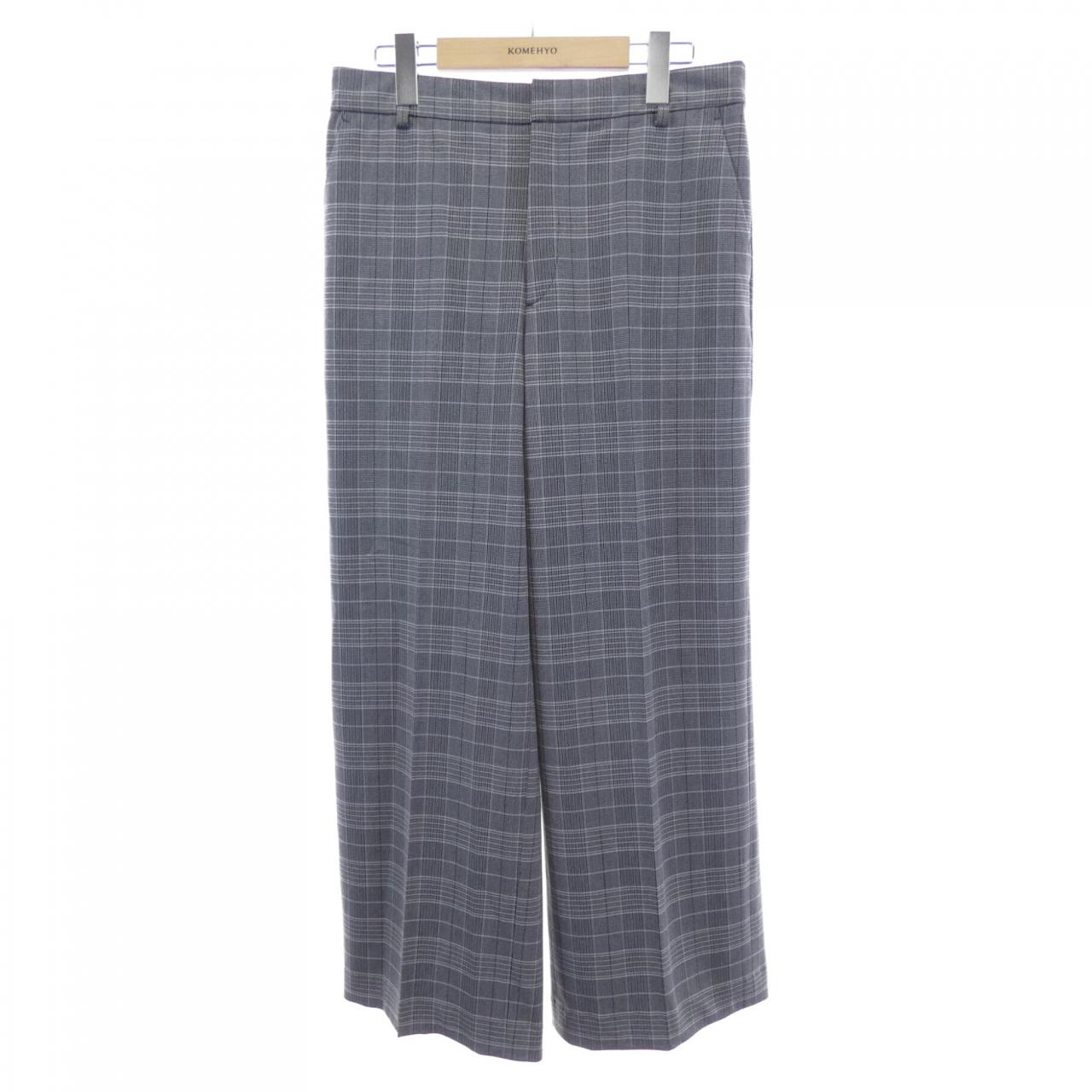 ニジュウサンク 23区 パンツ