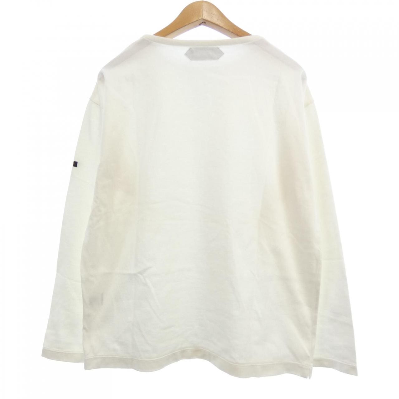 オーベルジュ AUBERGE Tシャツ
