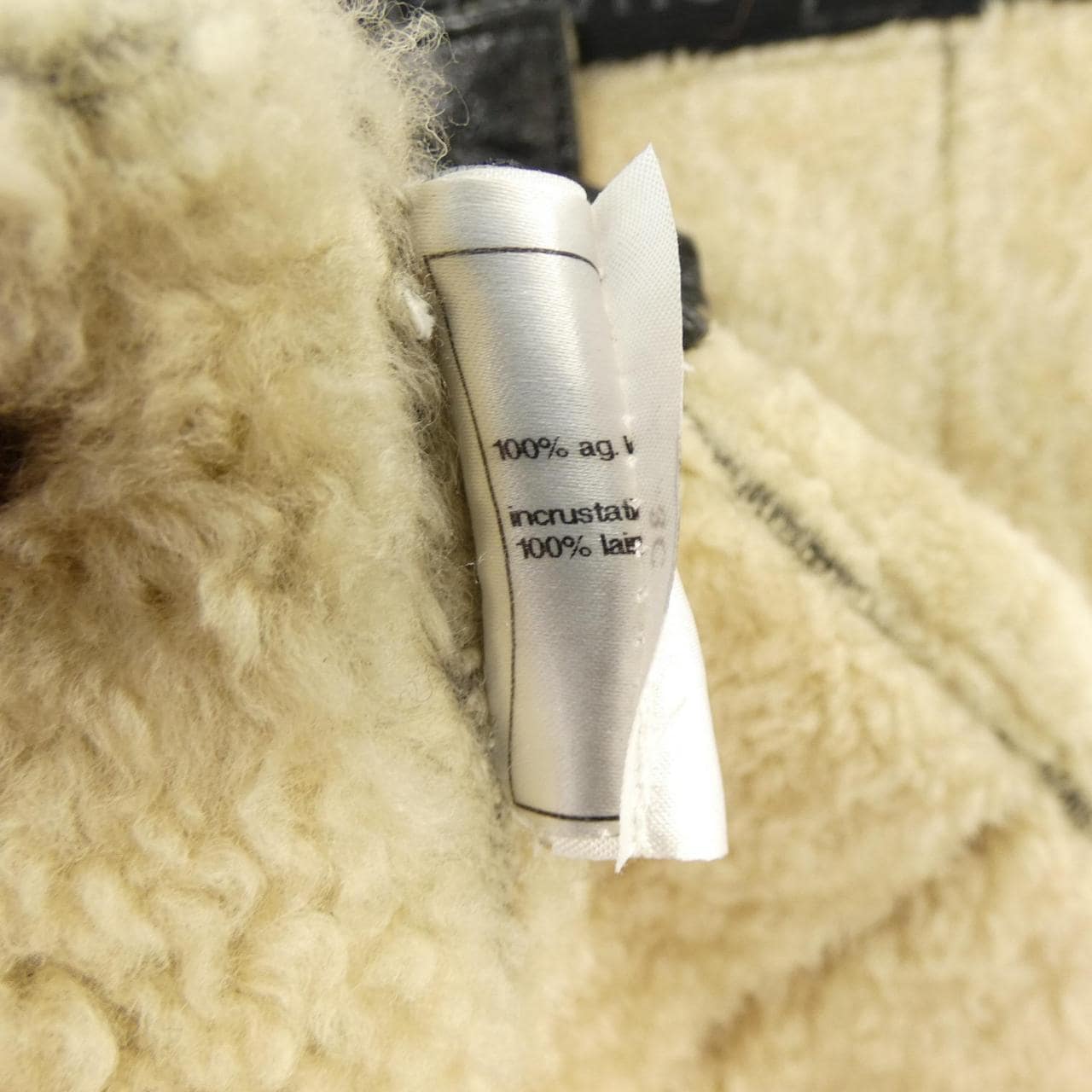 シャネル CHANEL P33734W04172 08A ムートンジャケット