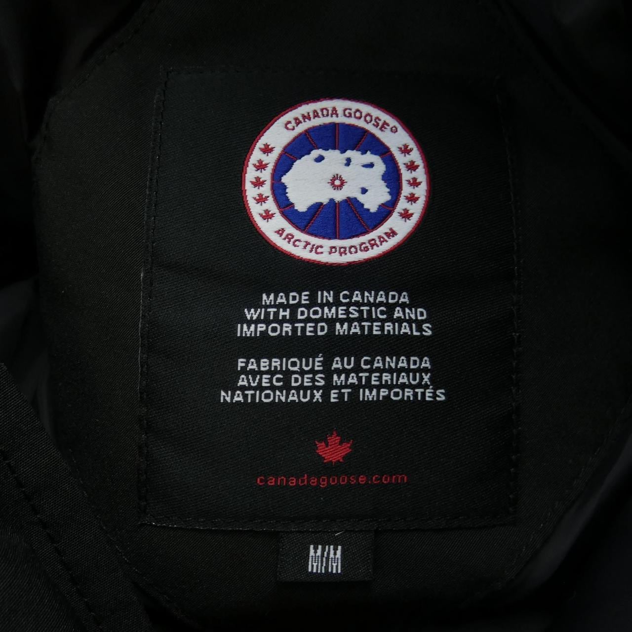 カナダグース CANADA GOOSE ダウンジャケット