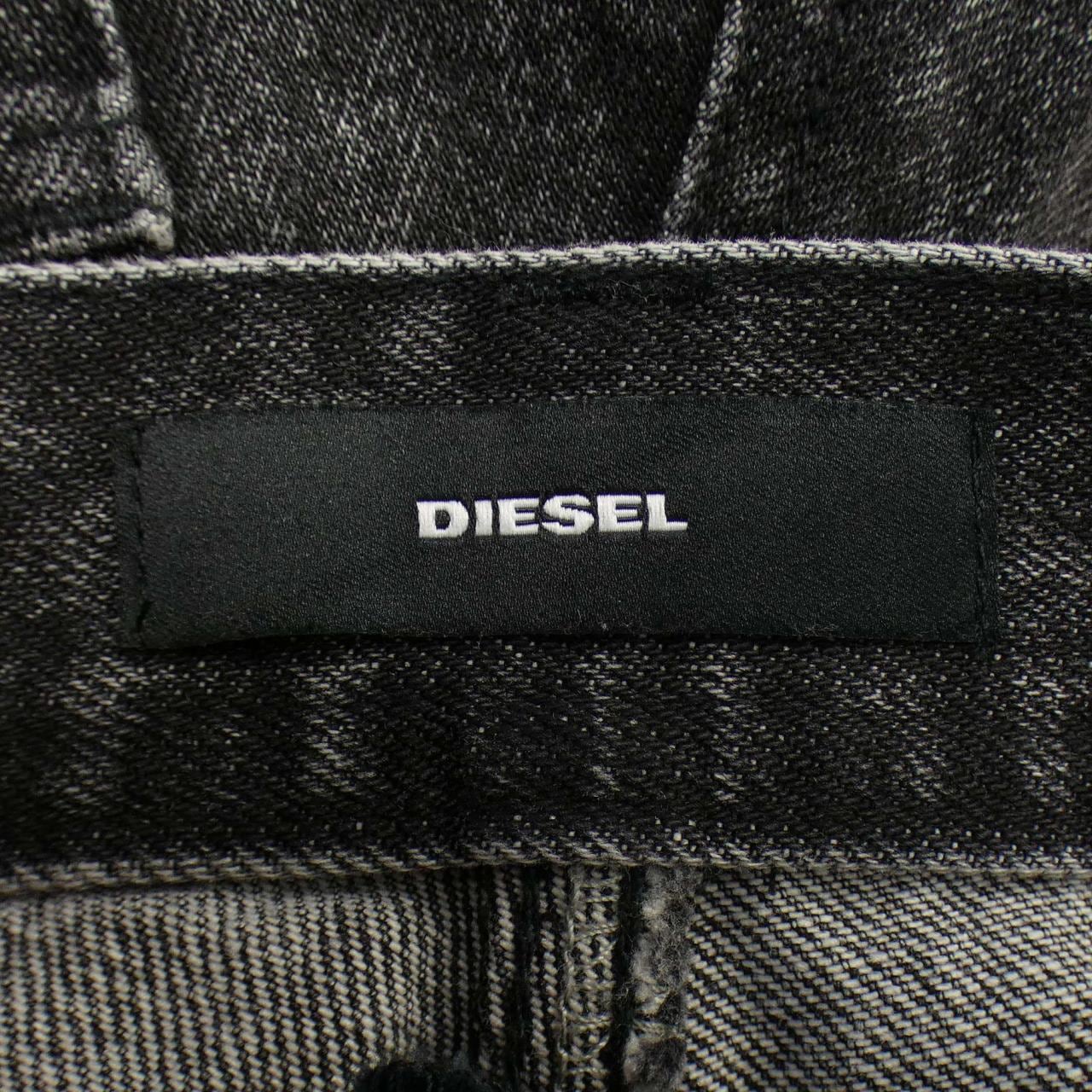 ディーゼル DIESEL ジーンズ