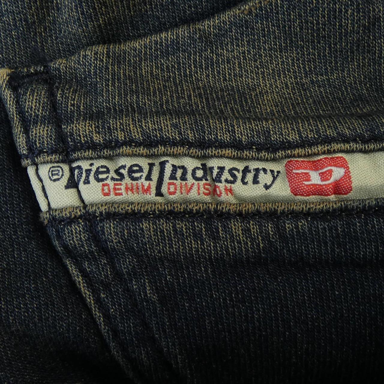 ディーゼル DIESEL ジーンズ