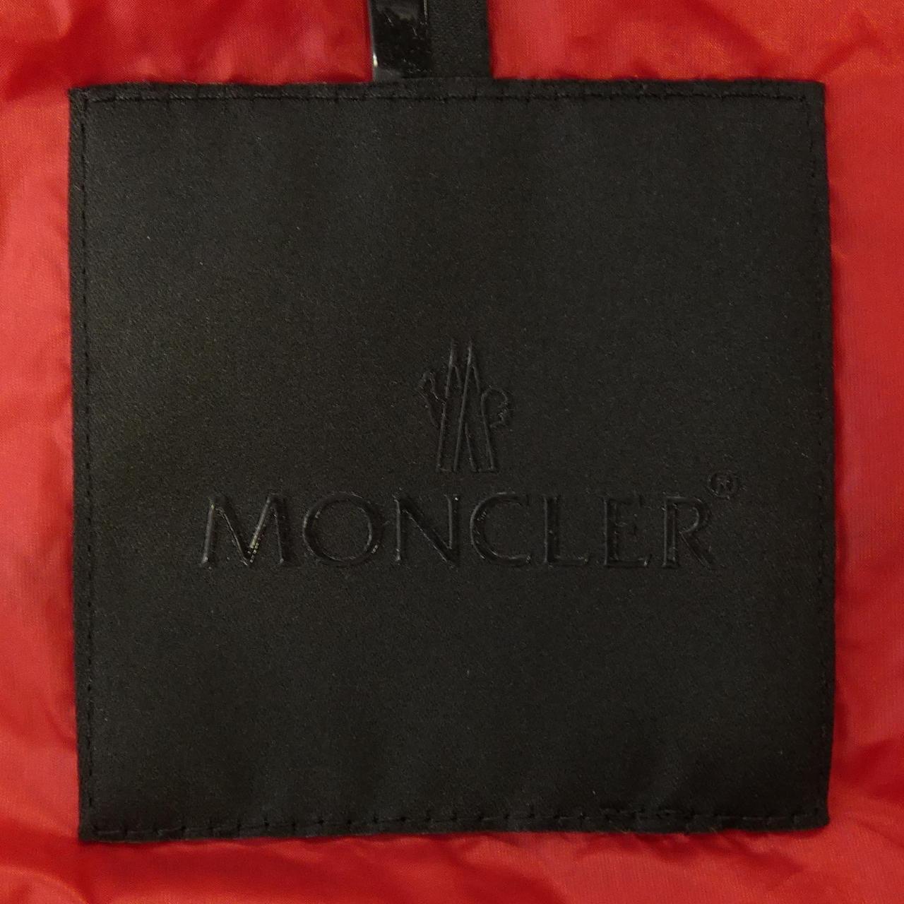 モンクレール MONCLER ダウンジャケット