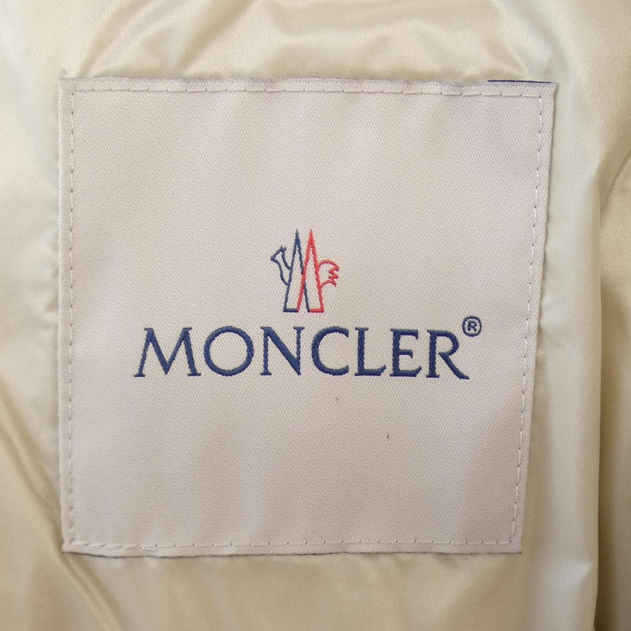 MONCLER蒙克勒羽绒服
