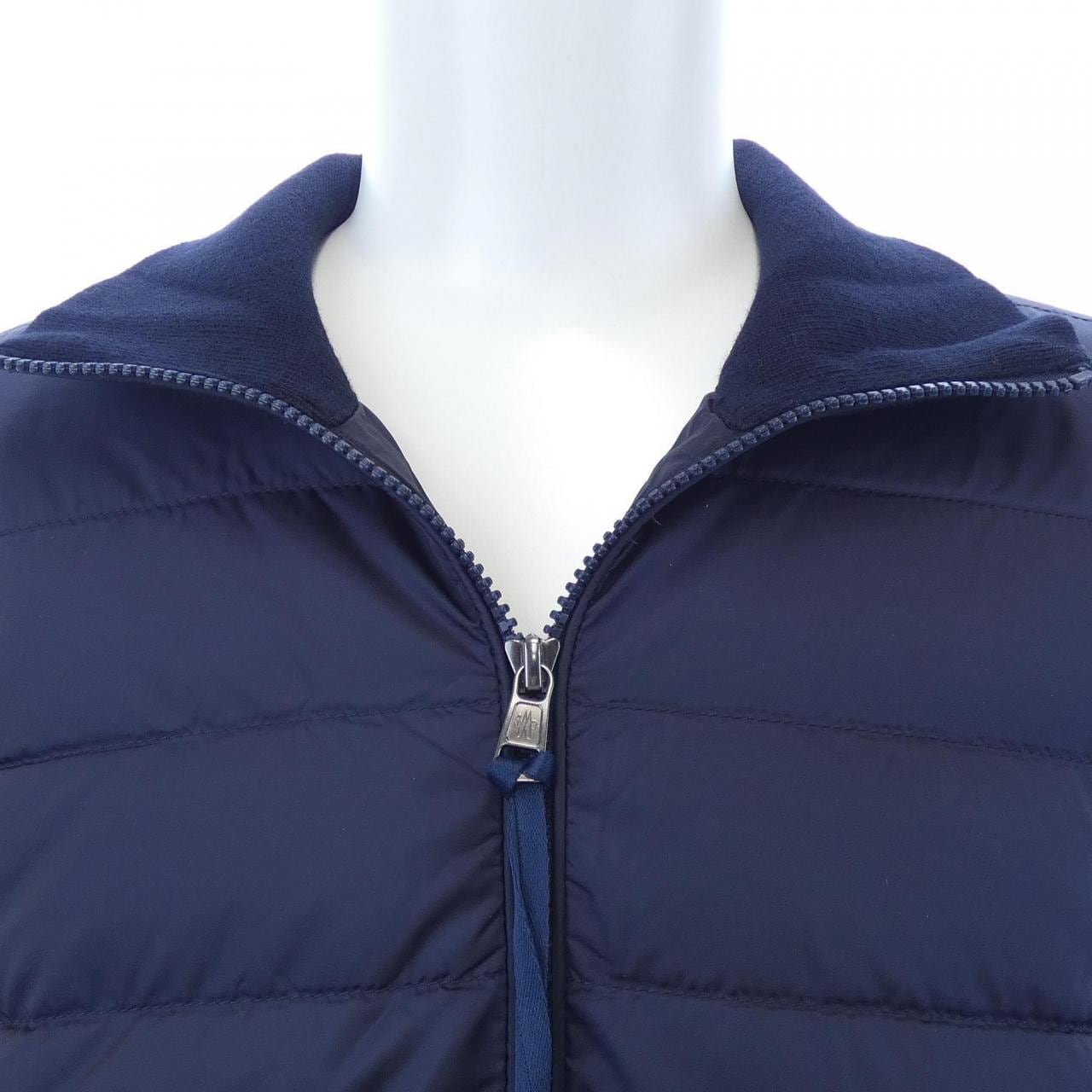 【新品】モンクレール MONCLER K20919B50700 ダウンジャケット