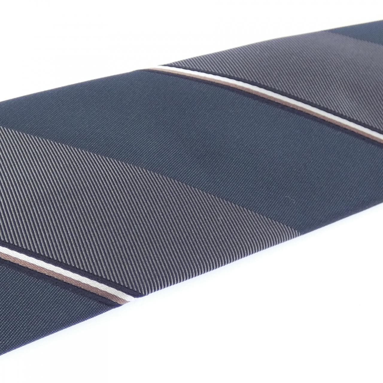 ホリデーアンドブラウン HOLLIDAY&BROWN NECKTIE