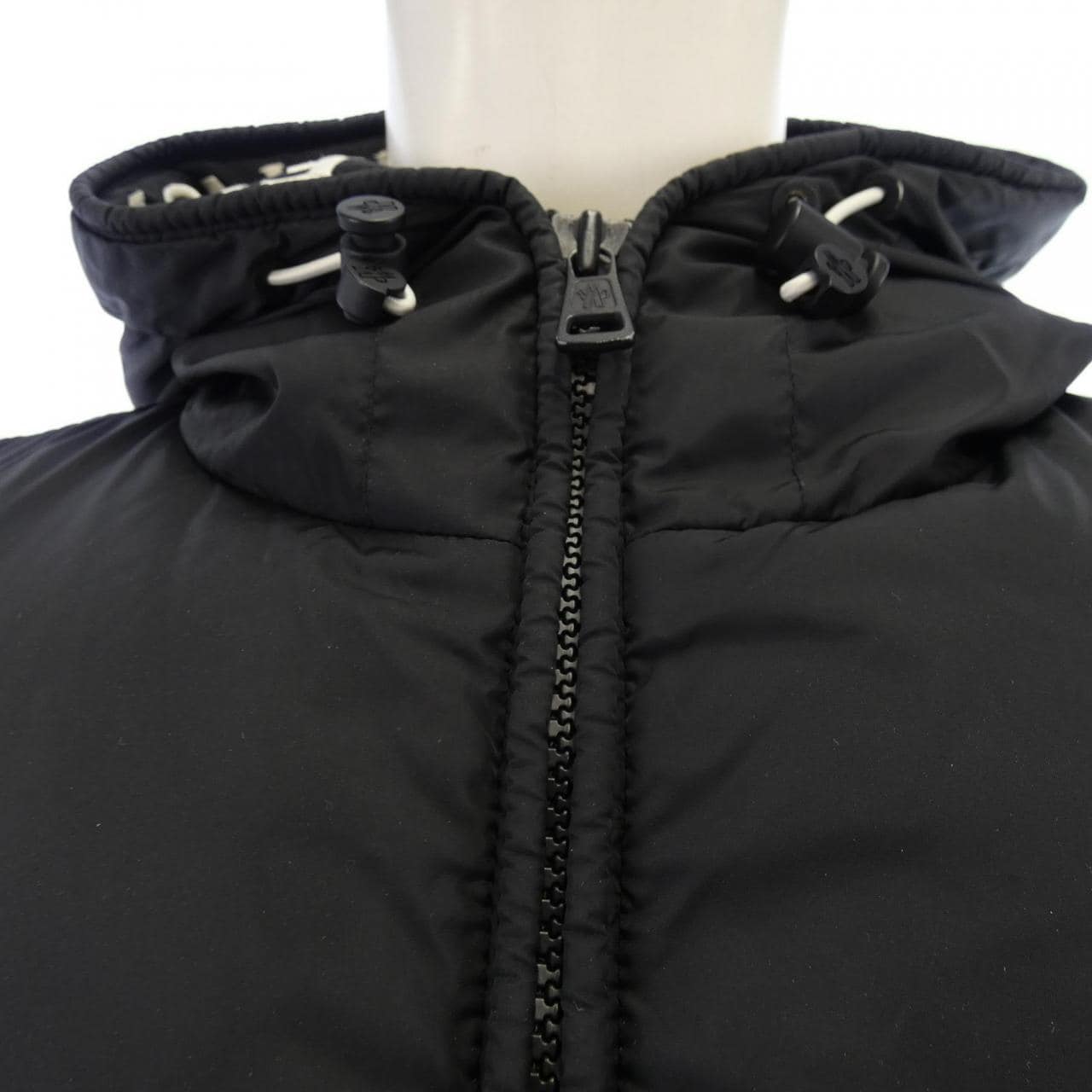 モンクレール MONCLER MONTCLA ダウンジャケット