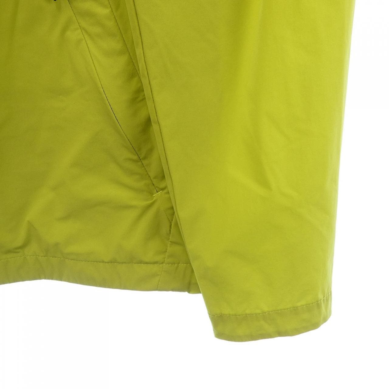 モンクレール MONCLER ESCALLE パーカー