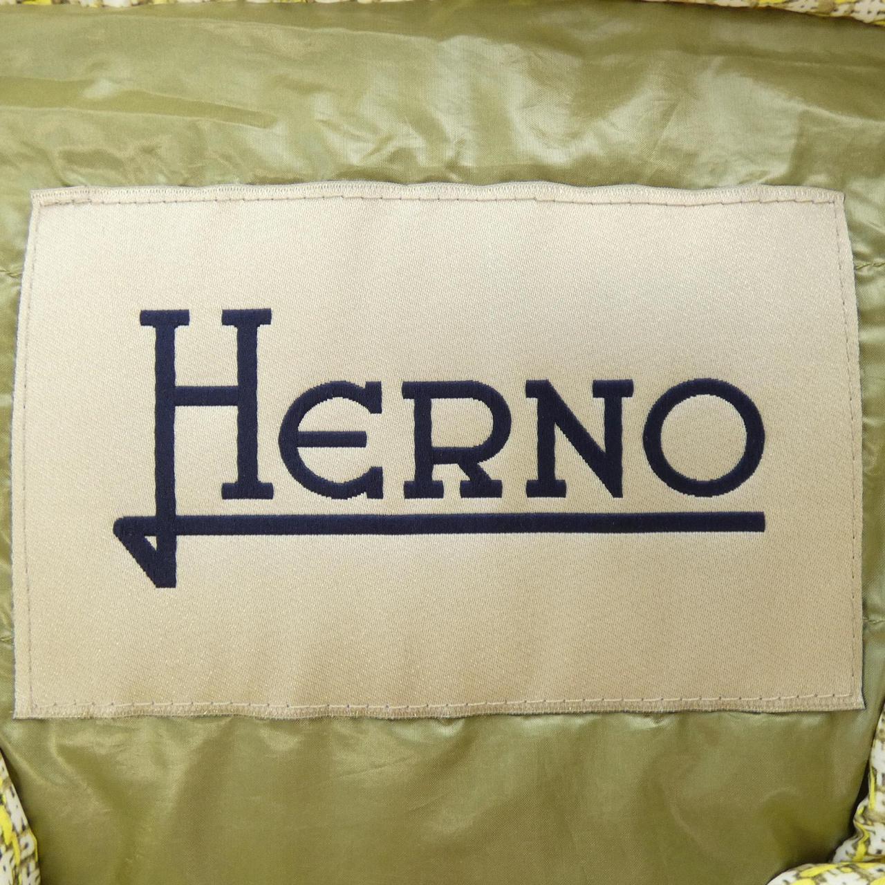 ヘルノ Herno ダウンベスト