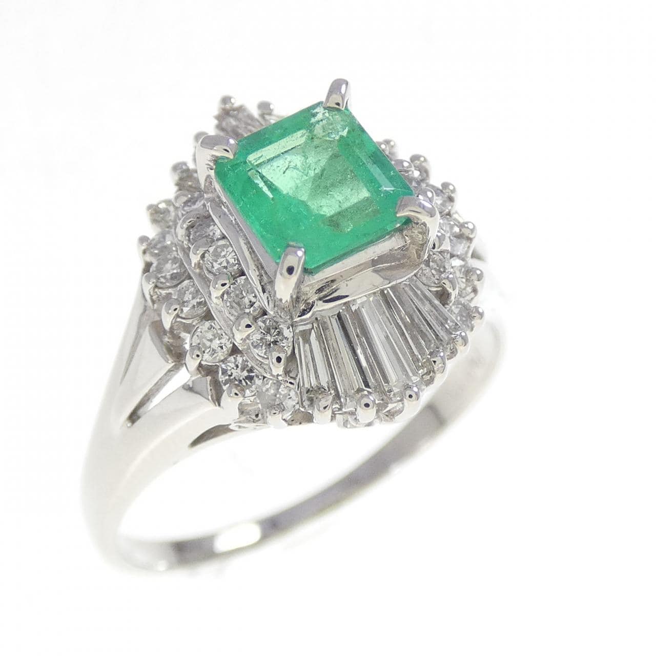 PT900 エメラルド リング