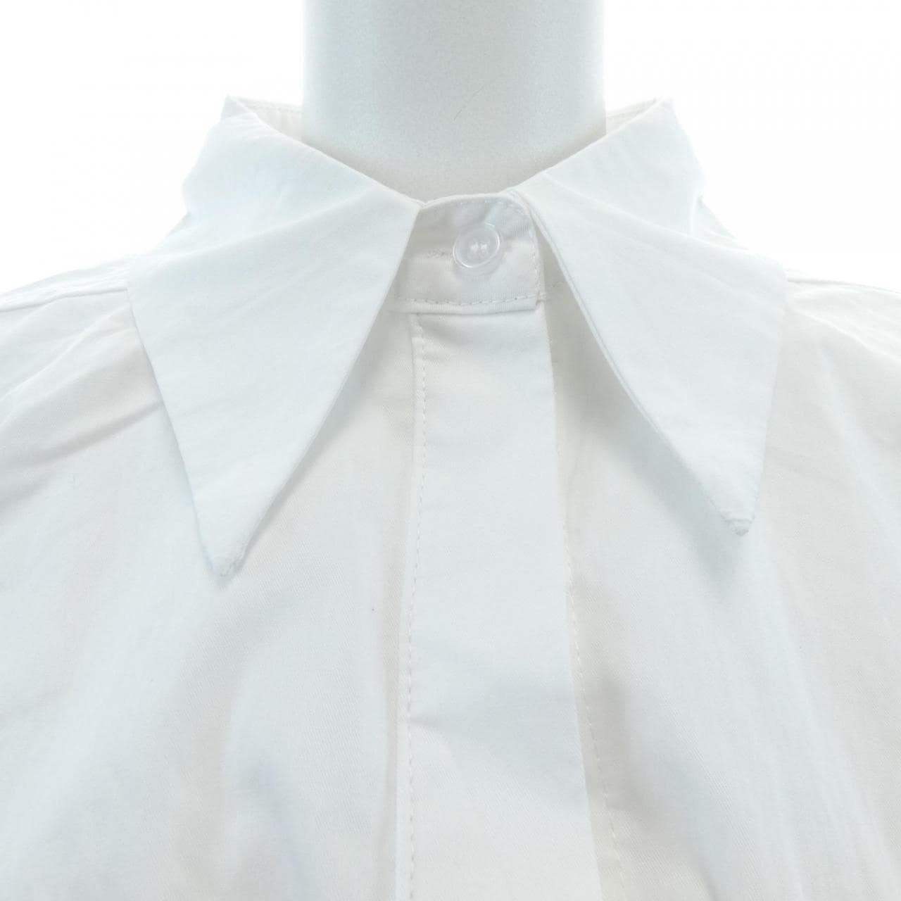 ANDREA　CO トップス