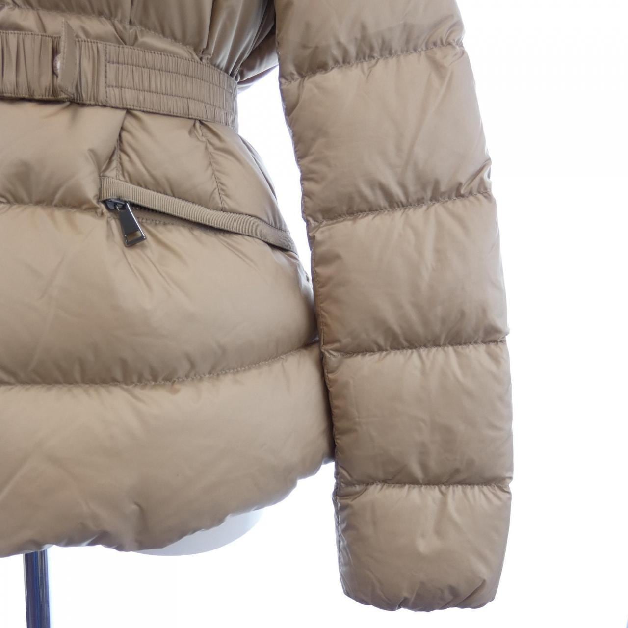 モンクレール MONCLER ダウンジャケット
