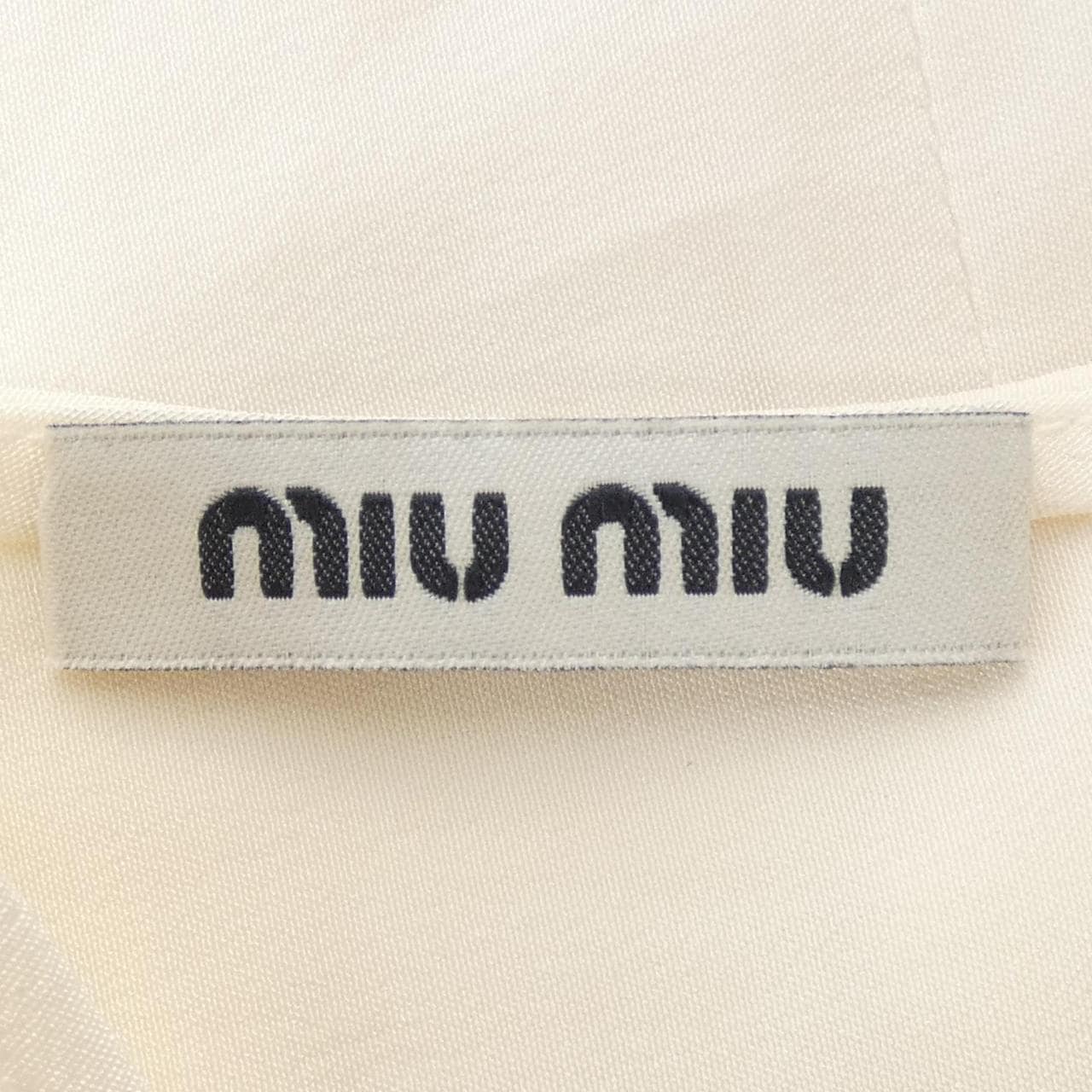 ミュウミュウ MIU MIU トップス