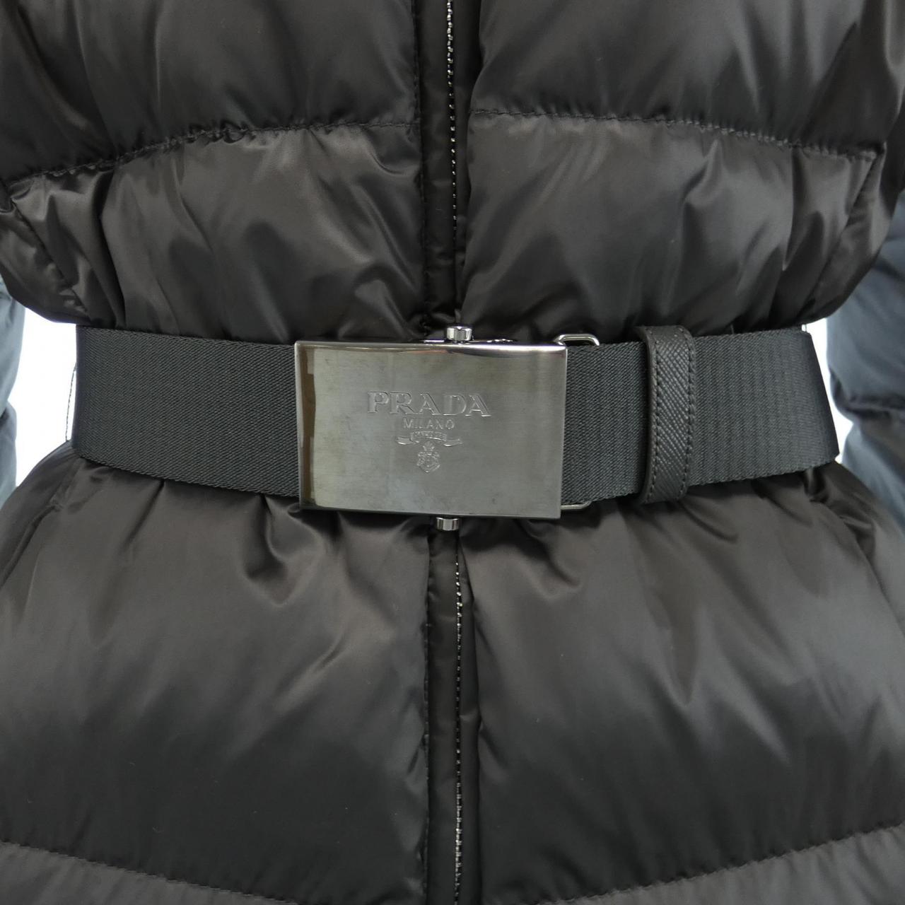 プラダ PRADA ダウンコート