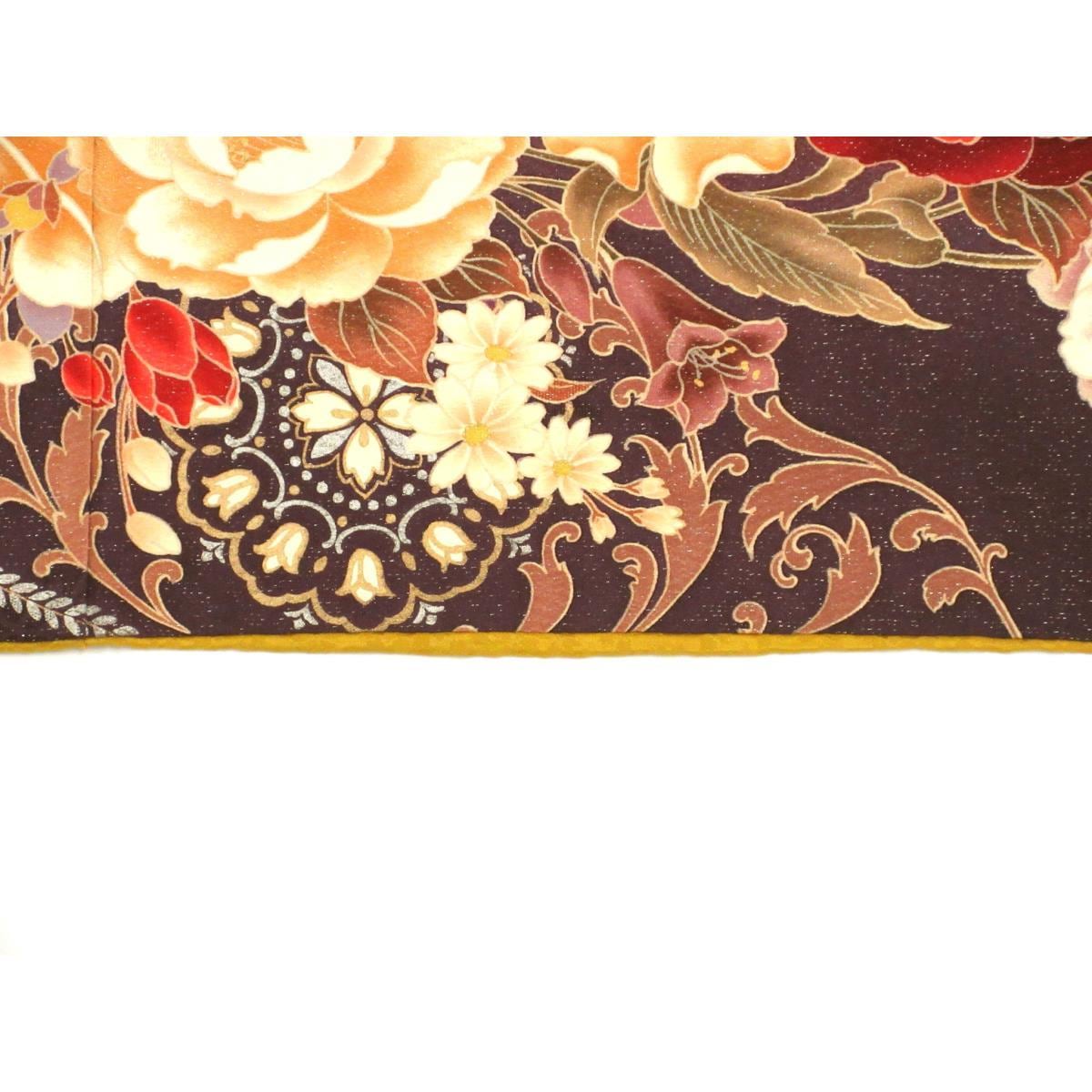 振袖　銀通しボカシ染　友禅金彩加工　刺繍入り