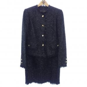 エスカーダ ESCADA スーツ