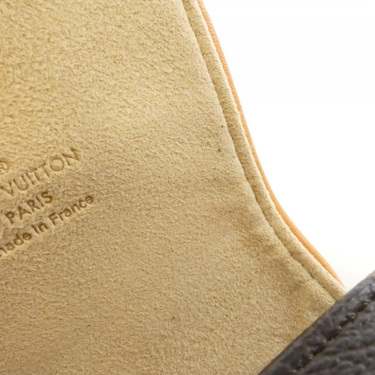 LOUIS VUITTON Monogram Pochette Cancun M60018 包