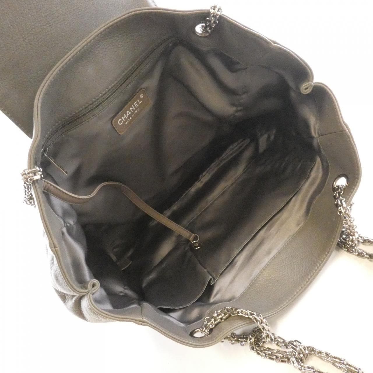 シャネル ショルダーバッグ