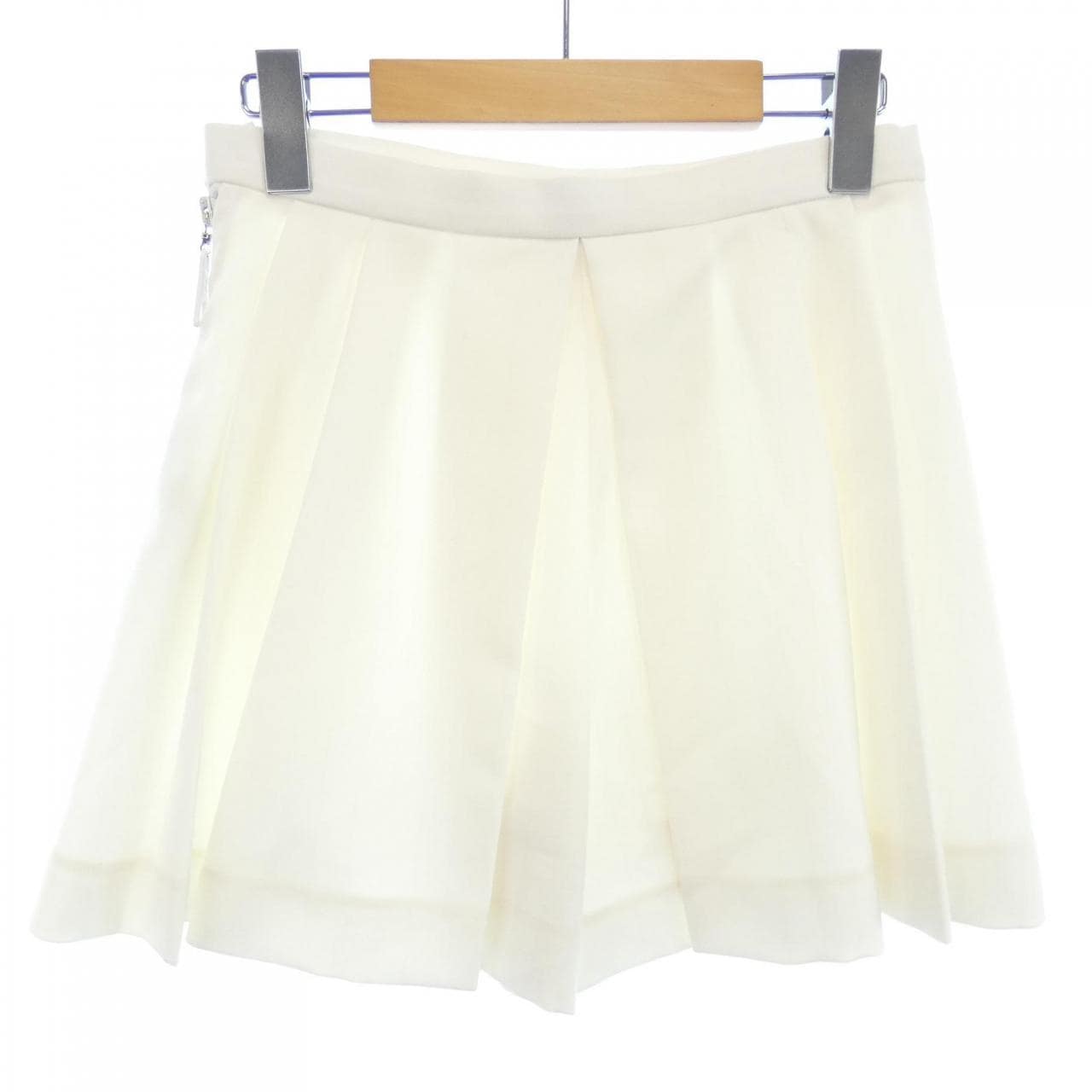 ルイヴィトン LOUIS VUITTON テクニカルギャバジンテニススカート FNPA42P89 ショートパンツ