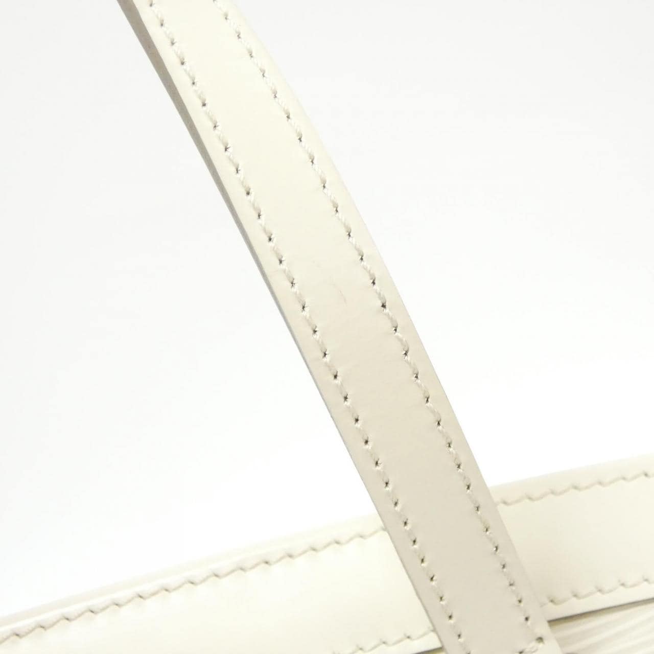 ルイヴィトン エピ マドレーヌ PM M5933J ショルダーバッグ