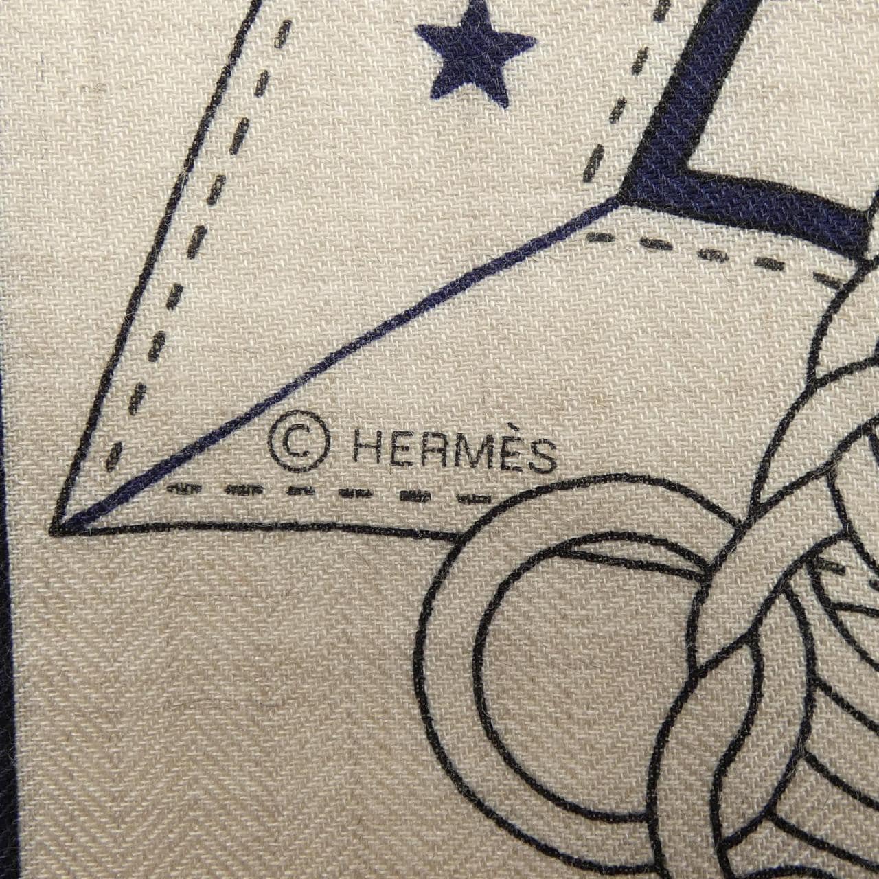 エルメス HERMES LA PROMENADE DU MATIN BANDANA H243986S カレジェアン140 ショール