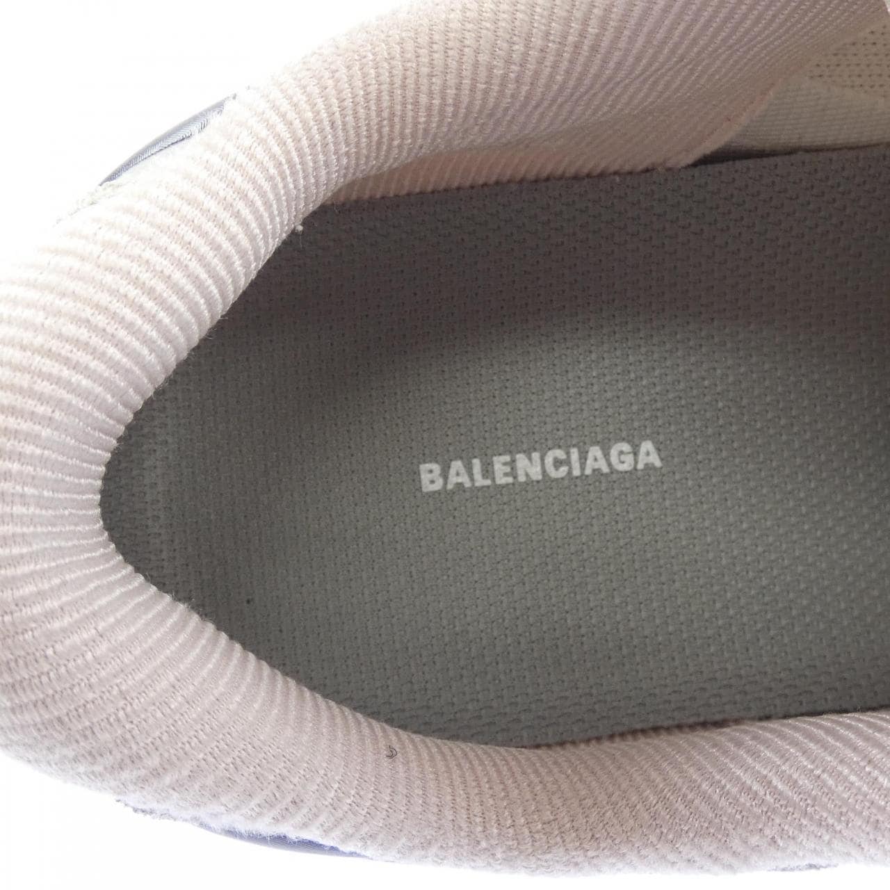 バレンシアガ BALENCIAGA 865851 TRIPLE S 2 スニーカー