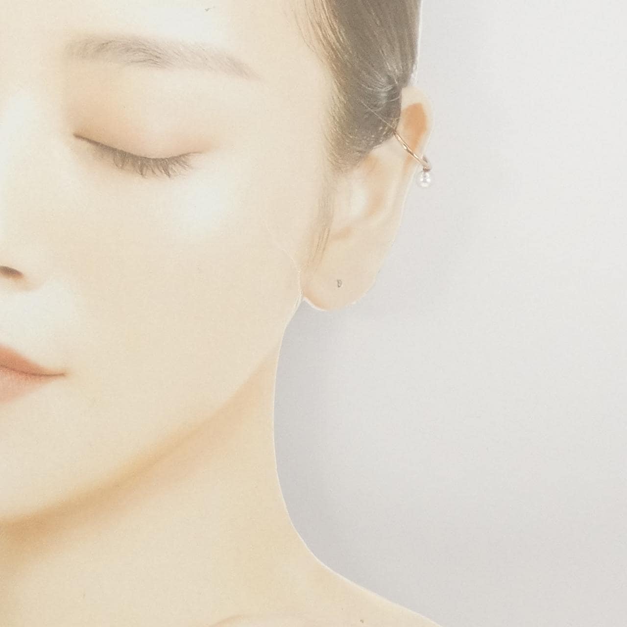 MIKIMOTO Akoya pearl ear cuff 5.5mm single ear