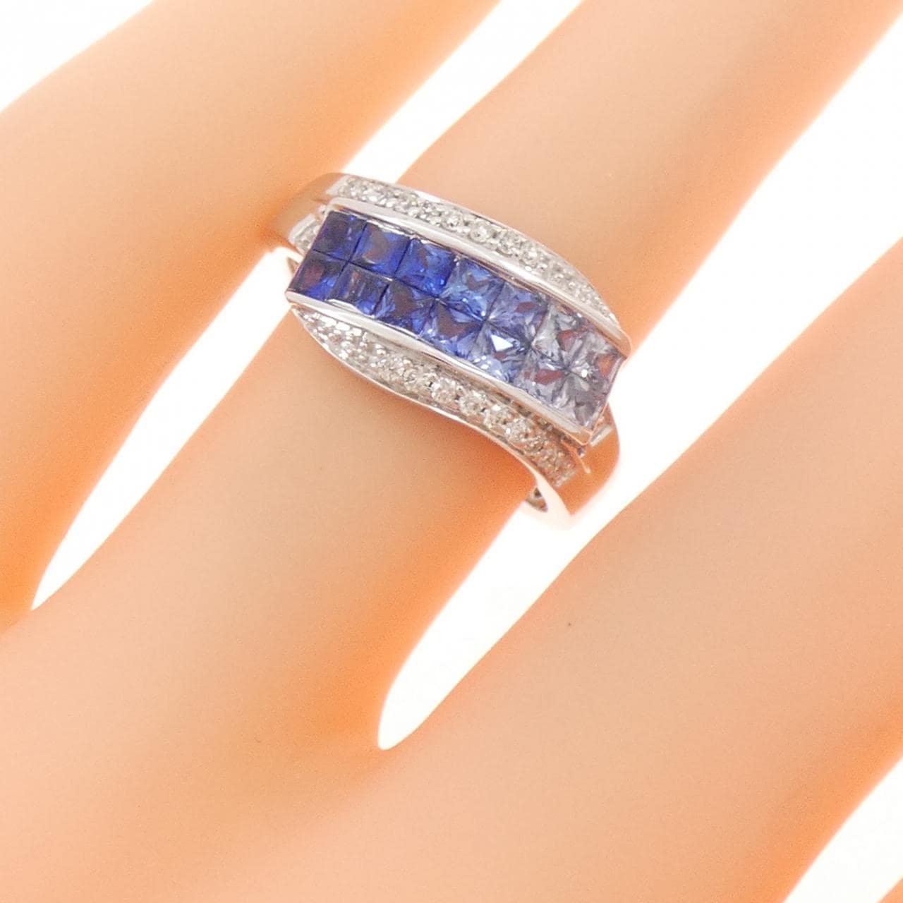 K18WG サファイヤ リング 1.00CT