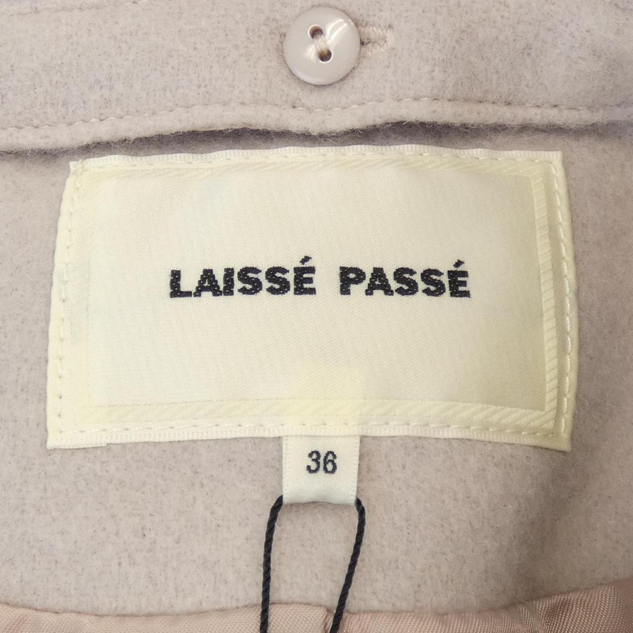 LAISSE PASSE外套