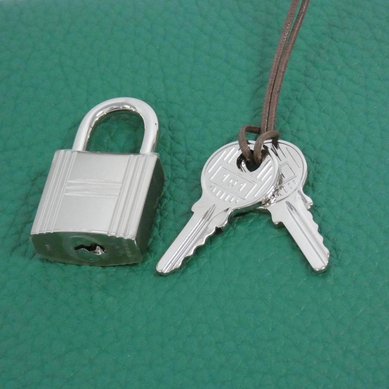 エルメス ピコタン ロック MM 060991CK バッグ