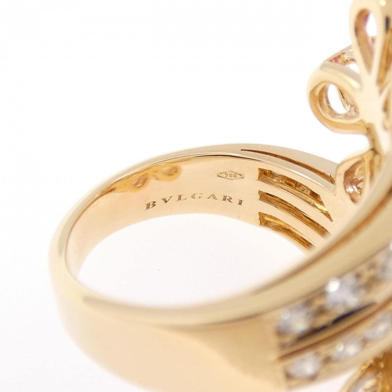 ブルガリ サファイヤ リング
