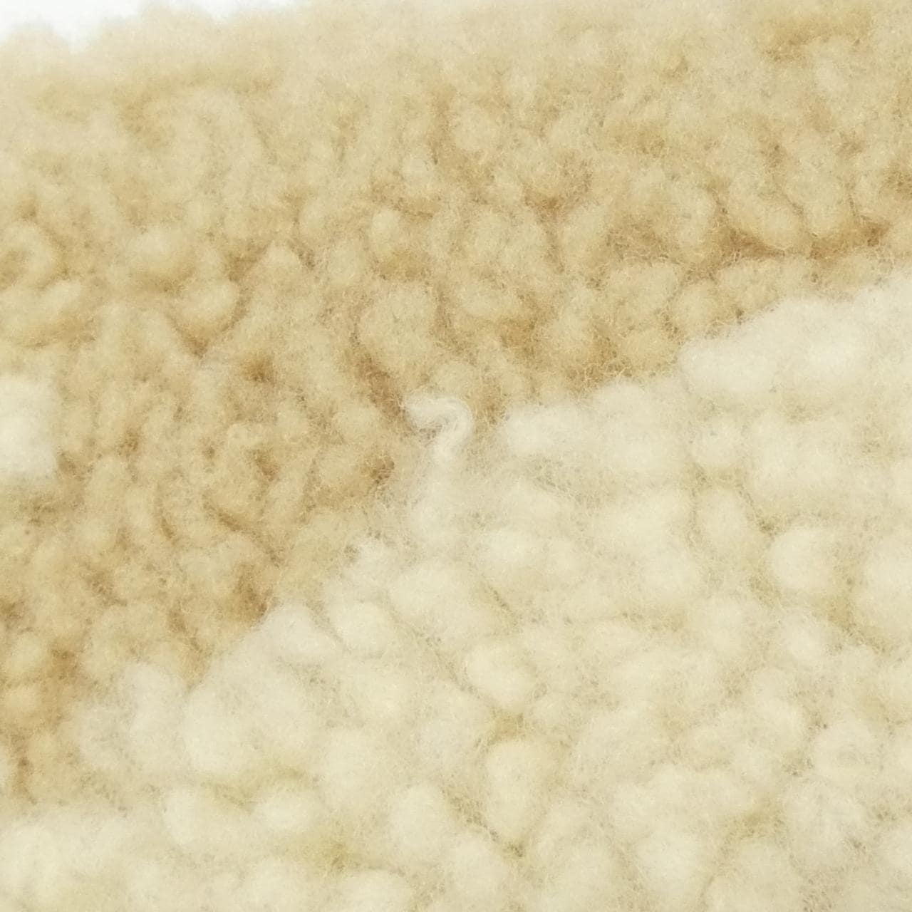 フェンディ 7AS329 APDW ショルダーバッグ