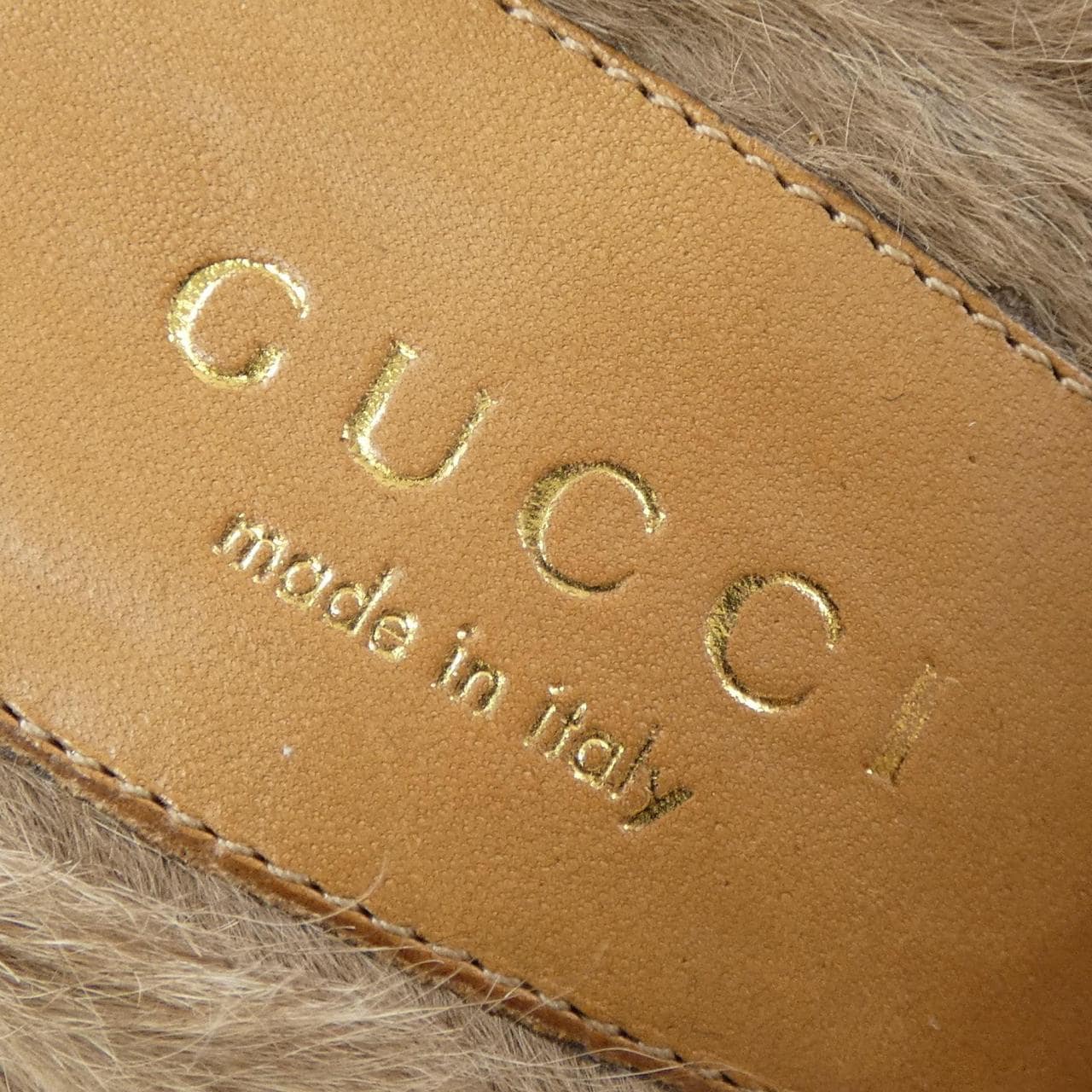 GUCCI鞋