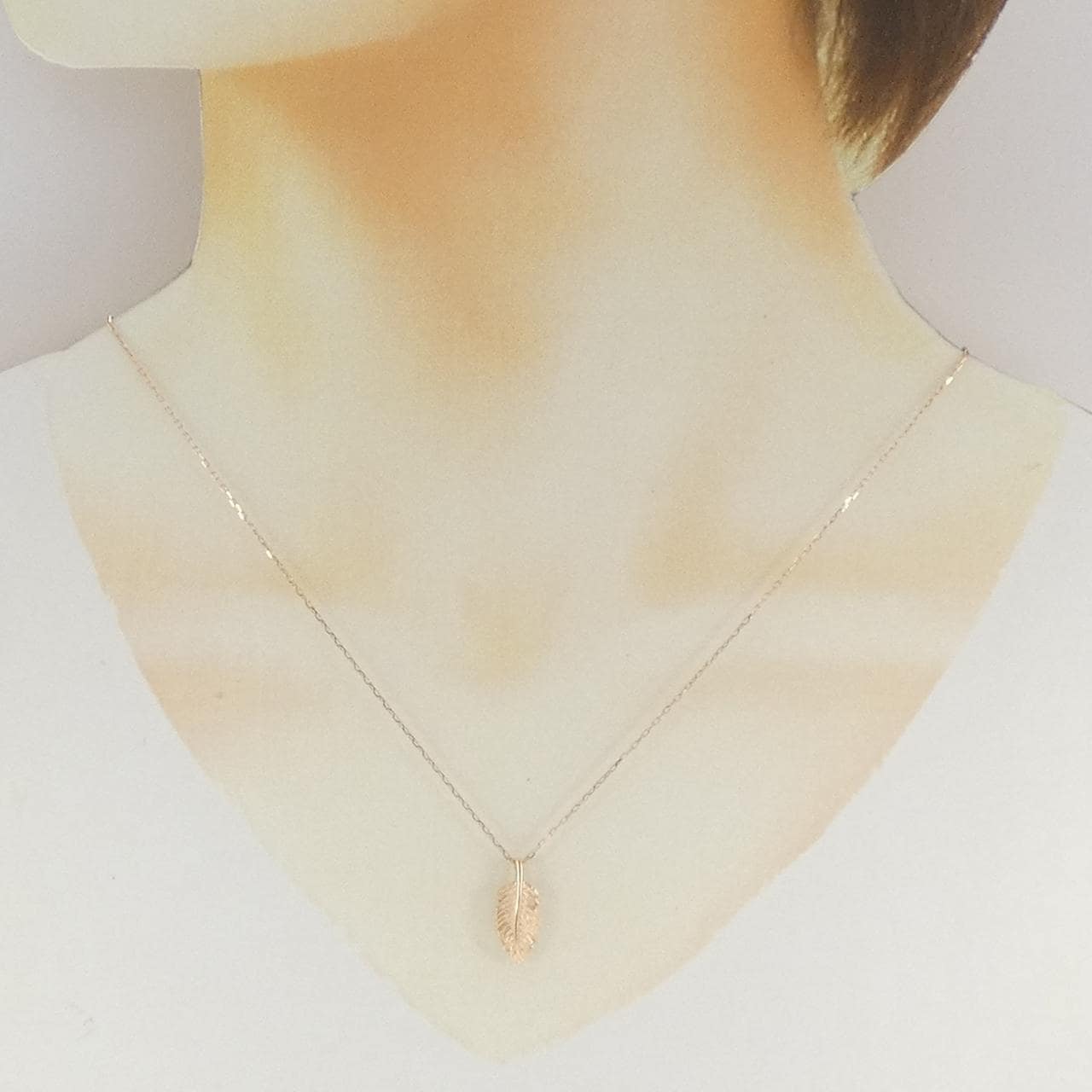 K10PG リーフ ダイヤモンド ネックレス 0.01CT