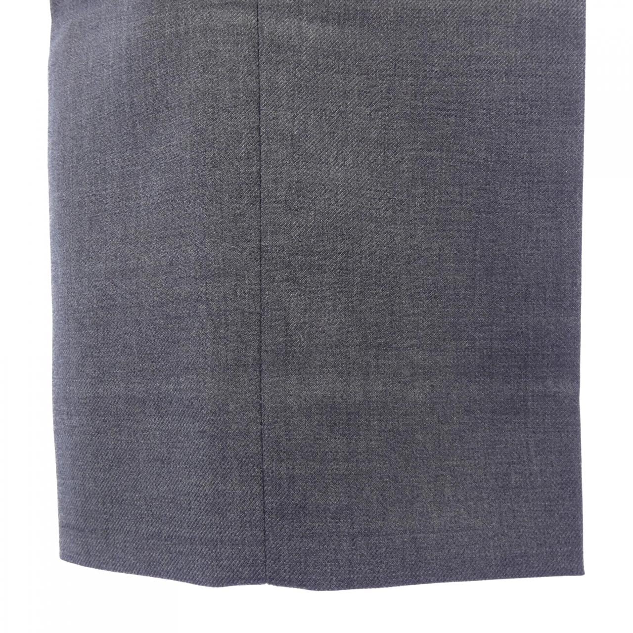 ブルネロクチネリ BRUNELLO CUCINELLI パンツ