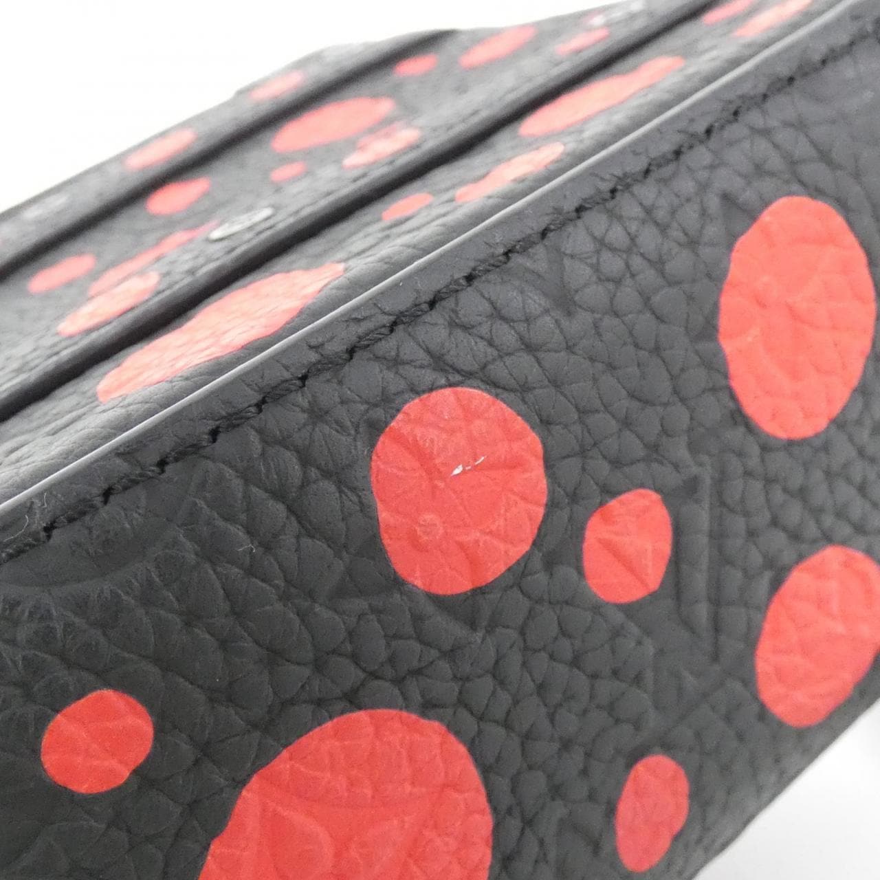 ルイヴィトン トリヨン モノグラム(LV X YK) ハンドル ソフトトランク M21677 ショルダーバッグ