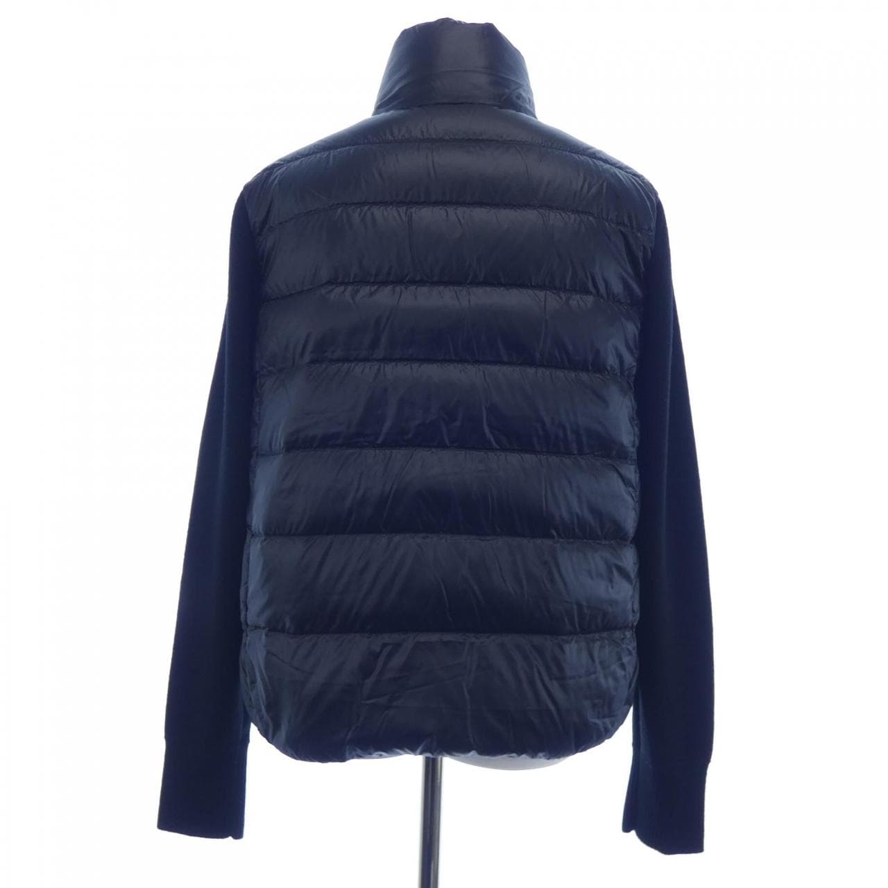 モンクレール MONCLER 20939B00024 ダウンジャケット