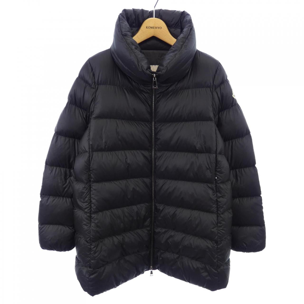 モンクレール MONCLER ダウンジャケット