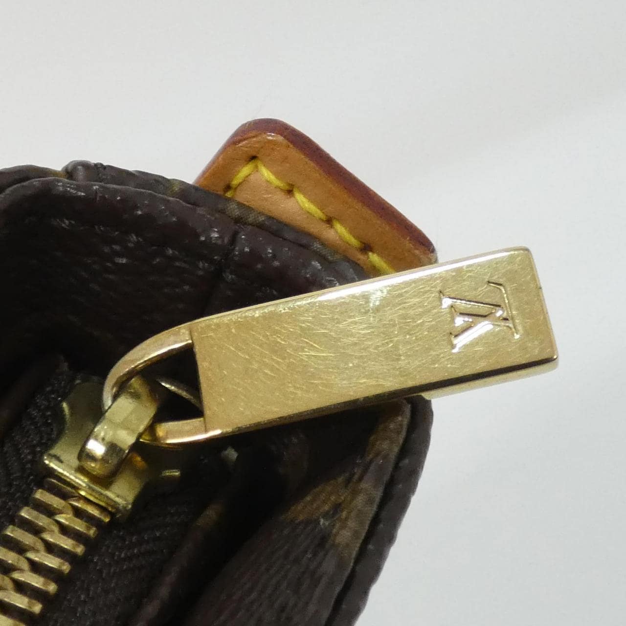 ルイヴィトン モノグラム ルーピング MM M51146 ショルダーバッグ