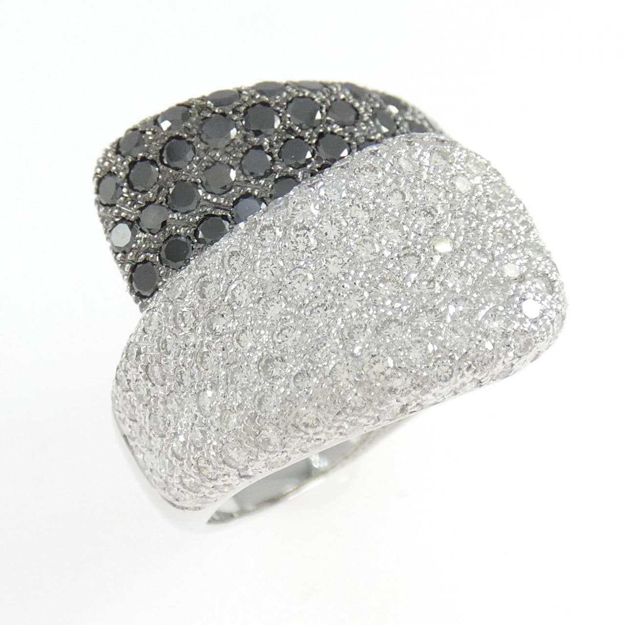 K18WG/K18BG ダイヤモンド リング 0.92CT