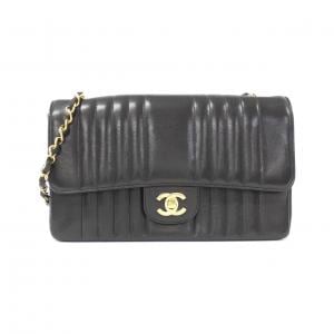 CHANEL shoulder bag