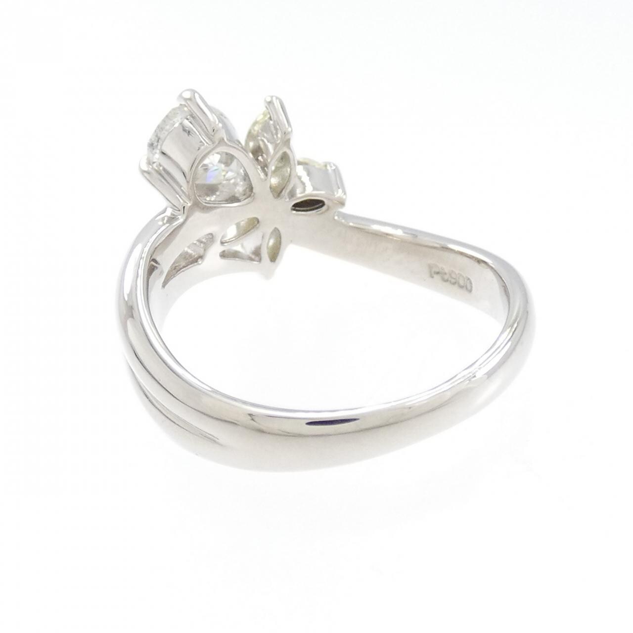 PT900 フラワー ダイヤモンド リング 0.58CT