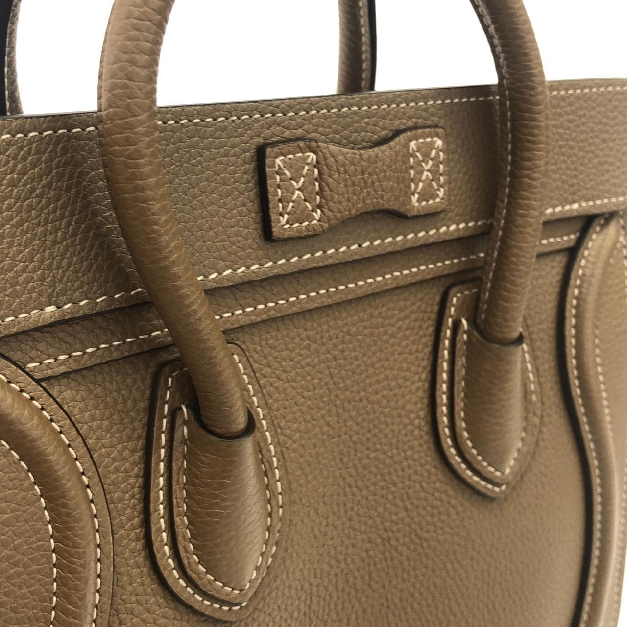 セリーヌ ラゲージ ナノ ショッパー 189243DRU バッグ