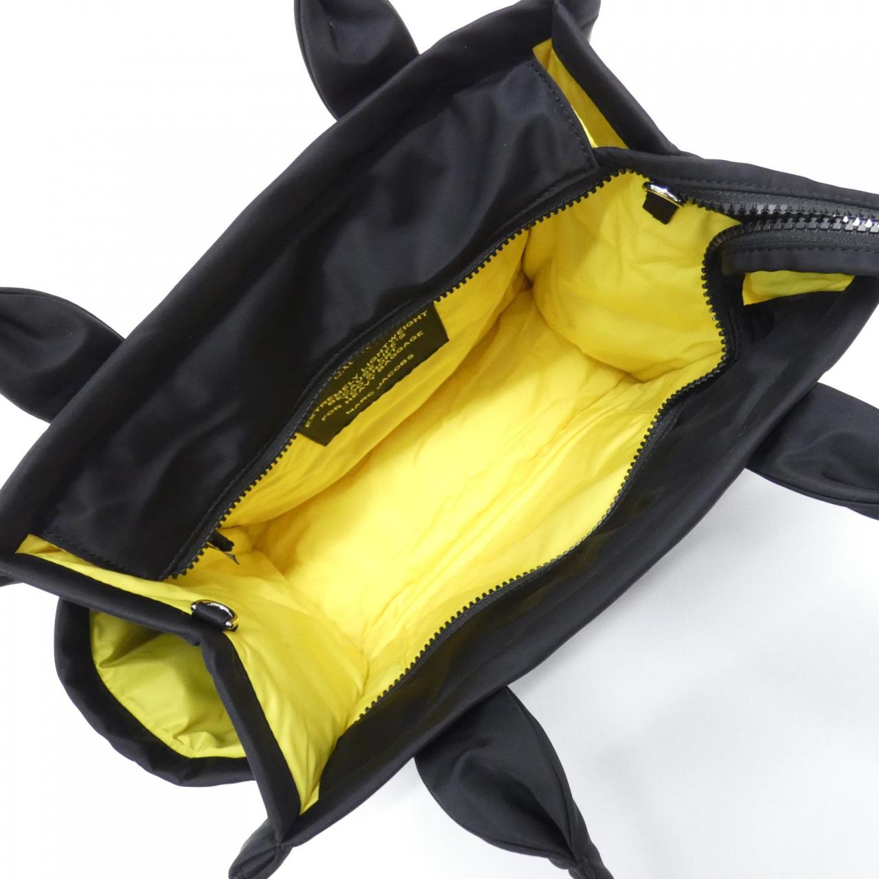 【新品】マークジェイコブス THE PUFFY 2R4HTT016H03 バッグ