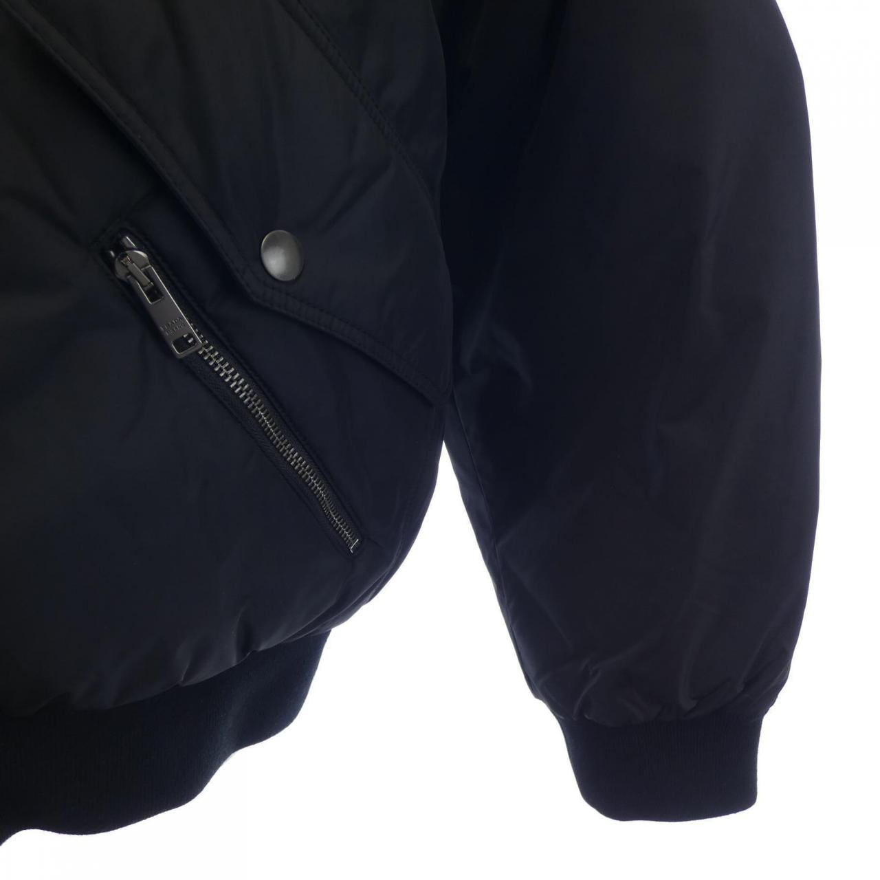 プラダ PRADA トライアングルロゴ SGC842 SOOO 16BF ダウンジャケット