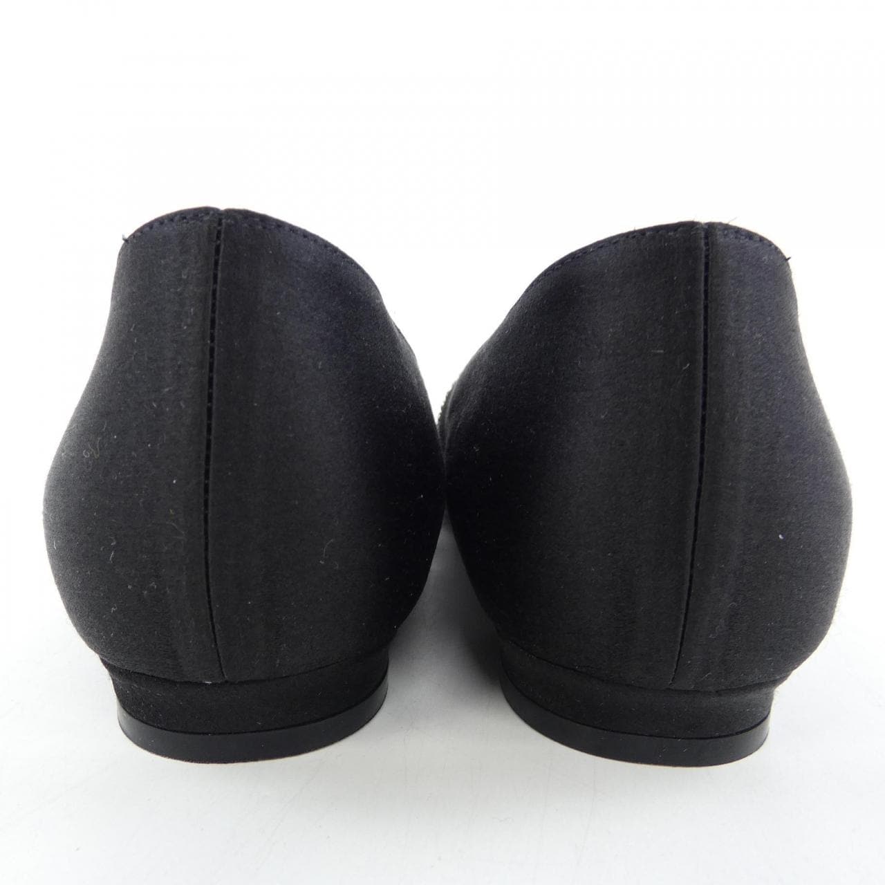 マノロブラニク MANOLO BLAHNIK フラットシューズ