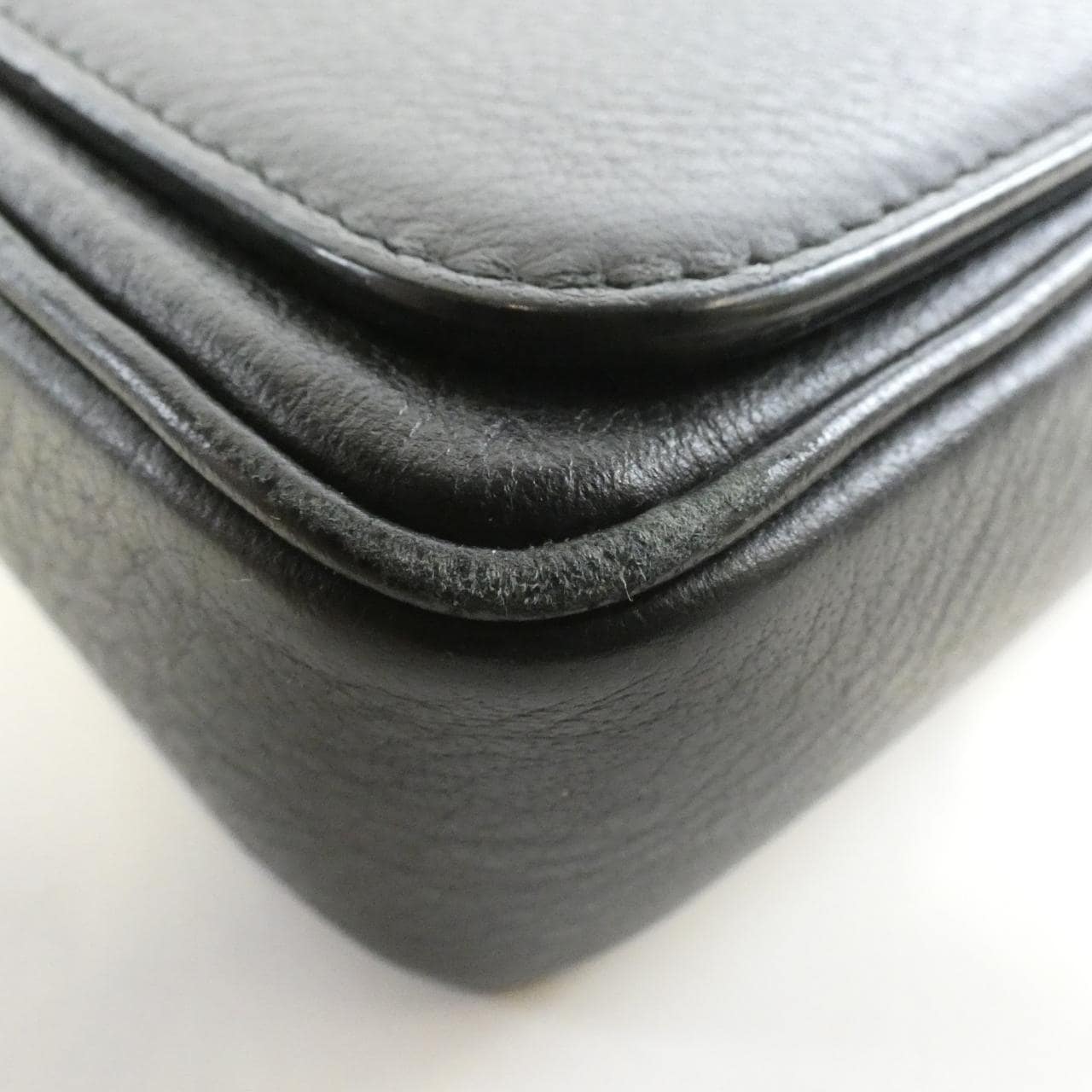 バレンシアガ エブリディ 537387 DLQ4N ショルダーバッグ