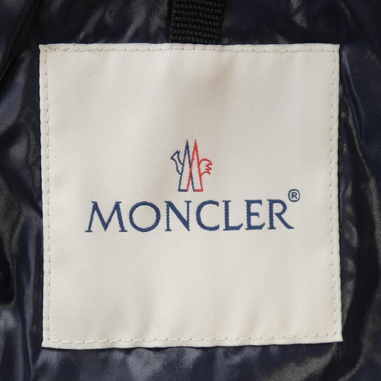 モンクレール MONCLER ダウンジャケット