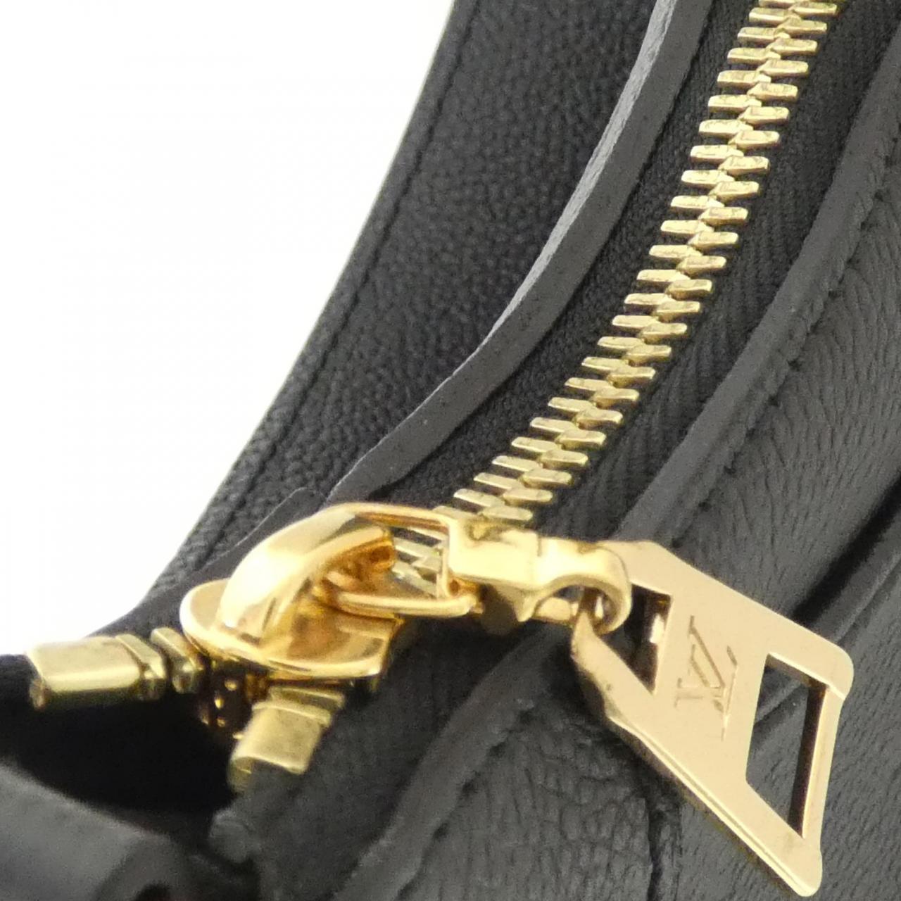 LOUIS VUITTON Monogram Empreinte Bagatelle M46002 单肩包